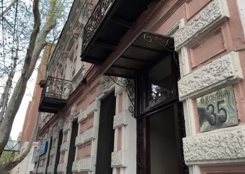 Royal Vera Boutique Hotel ティビリシ エクステリア 写真