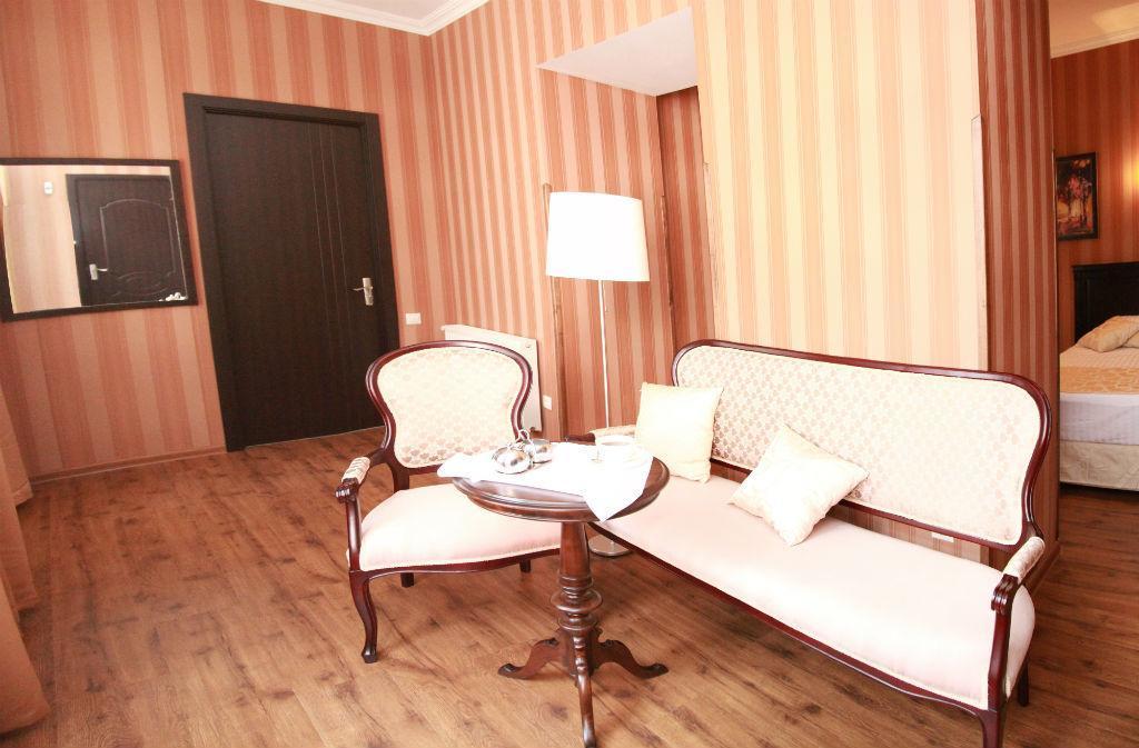 Royal Vera Boutique Hotel ティビリシ エクステリア 写真