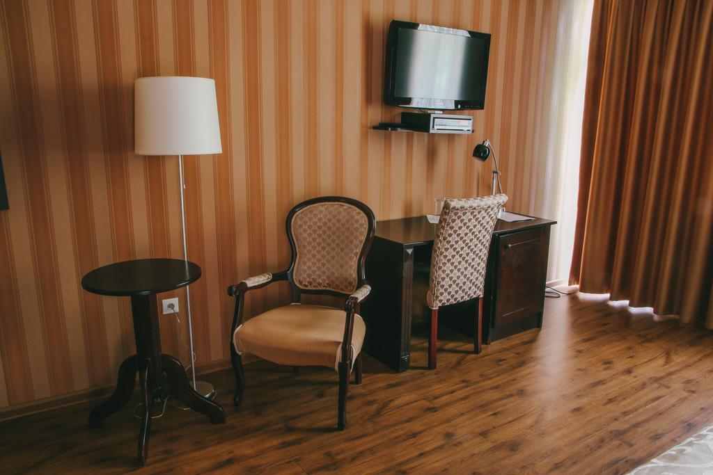 Royal Vera Boutique Hotel ティビリシ エクステリア 写真
